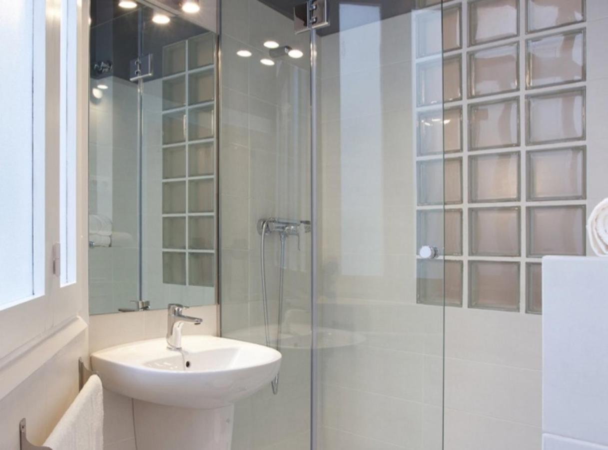 Napoles - Modernist Flat Close To Sagrada Familia Barcelona Bagian luar foto