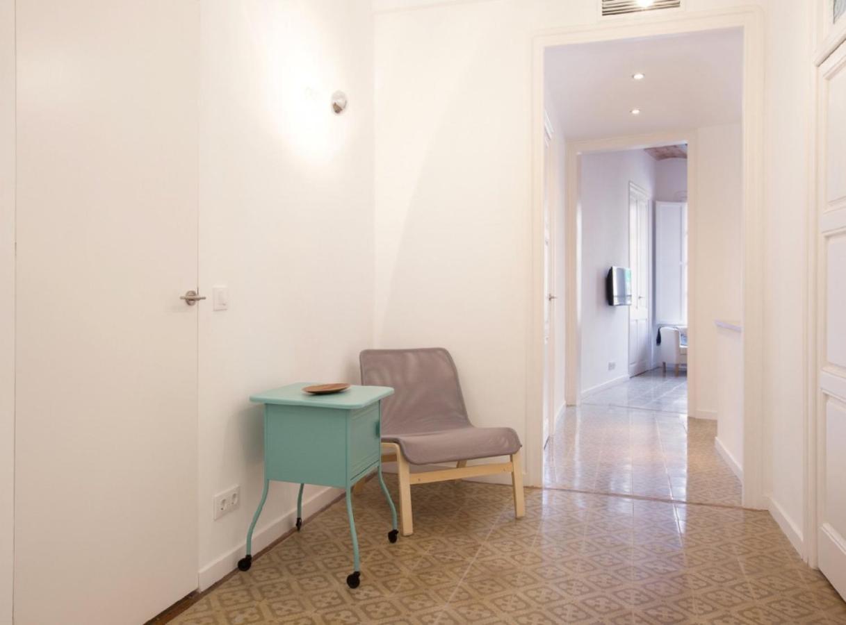 Napoles - Modernist Flat Close To Sagrada Familia Barcelona Bagian luar foto